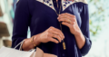 Den Fitbit Flex kann man auch als Kette um den Hals tragen.