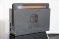 Das Dock dient als Verbindung zum TV ...