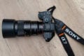 Bereits das Makro-Objektiv macht die Alpha 7 III ...