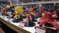 Coole Anime-Figuren aus Dragonball in der Merchandising-Halle