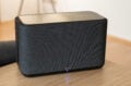 Der Denon Home 350 ist ein sehr schlichter Lautsprecher.