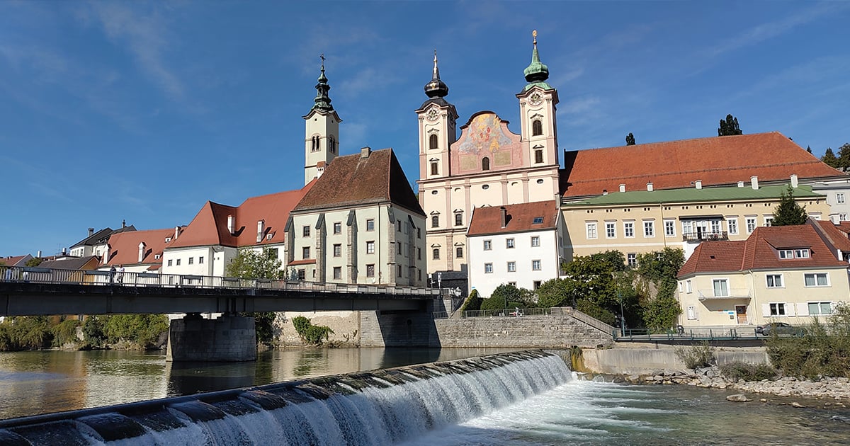 St. Michael (Michaelerkirche), Steyr, Oberösterreich, aufgenommen mit dem Fairphone 5